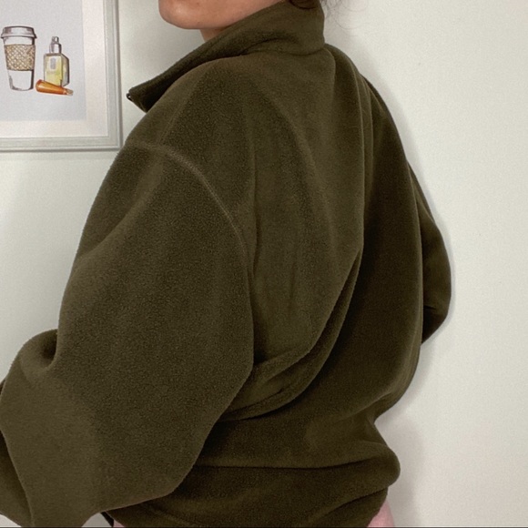 *SOLD ON DEPOP* Columbia Pullover - Picture 3 of 4